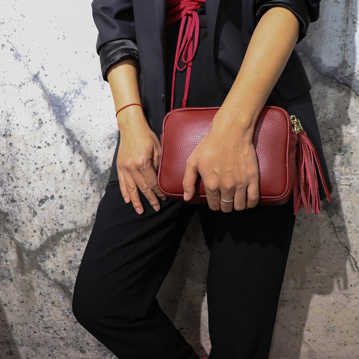 Detalle de SH Leder Chiara G209 : Sac à bandoulière en cuir véritable, taille moyenne (21 × 15 cm)