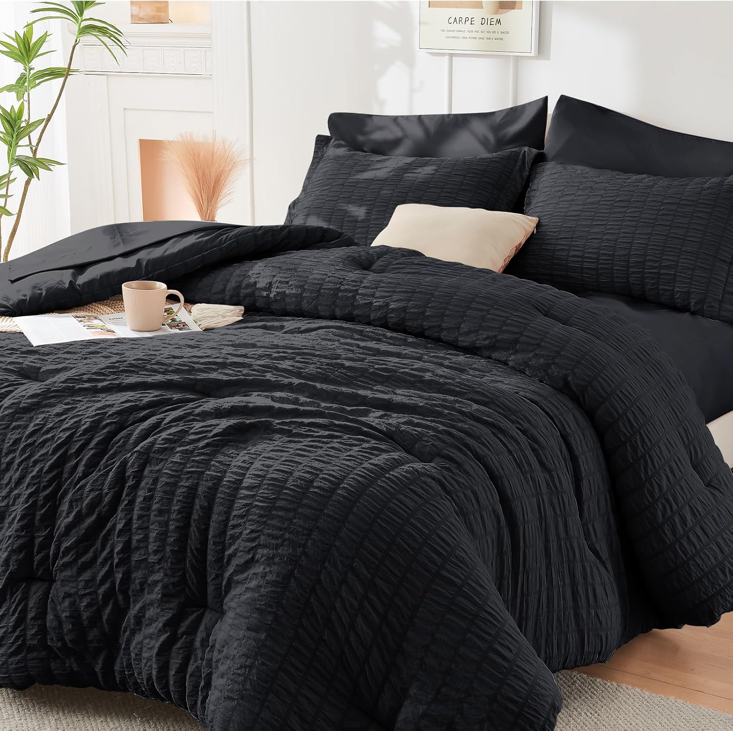 Detalle de HYMOKEGE Black Twin Seersucker Comforter Set with Microfiber Bedding