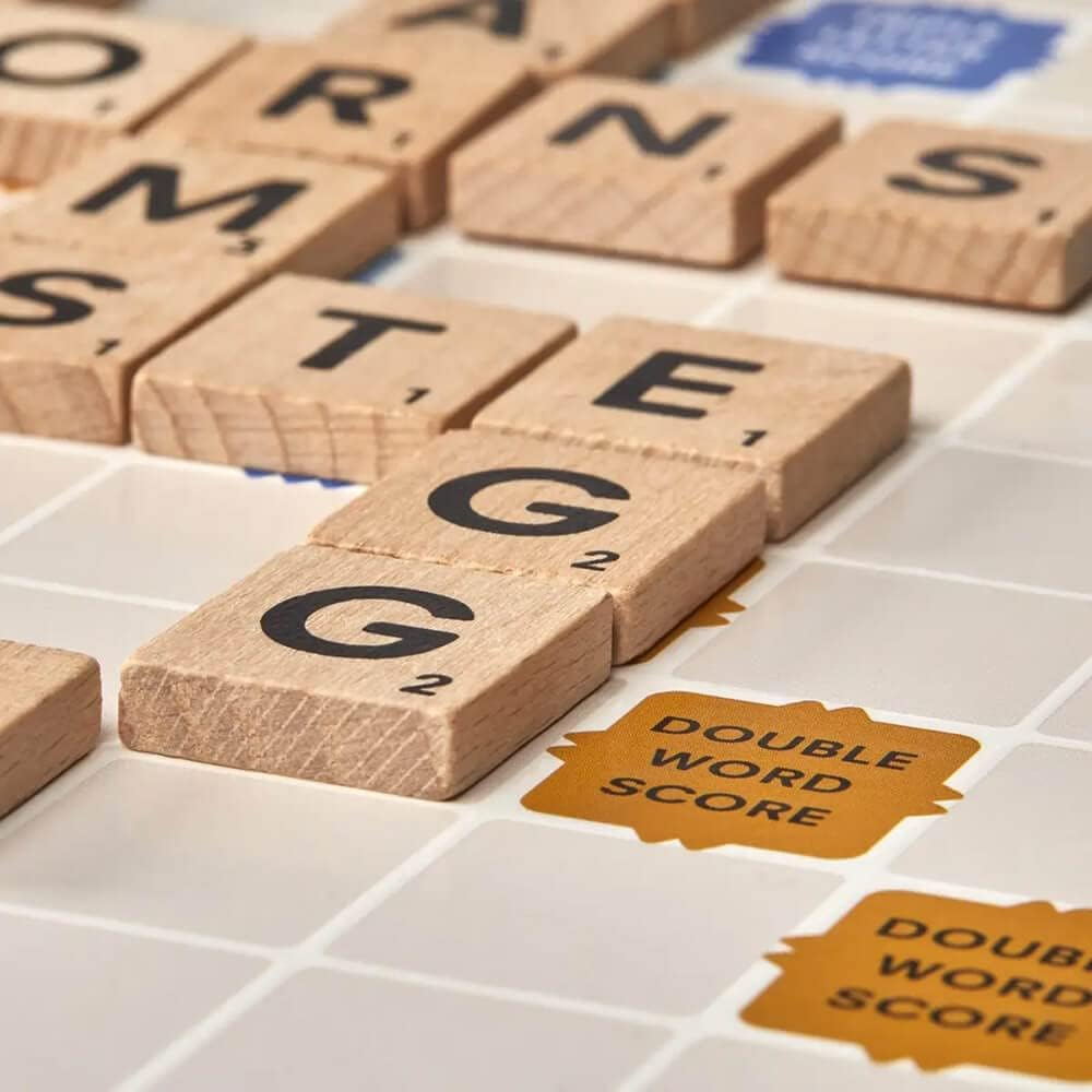 Thumbnail 4 de Hasbro Gaming Scrabble Board Game Ages 8+ 🎲