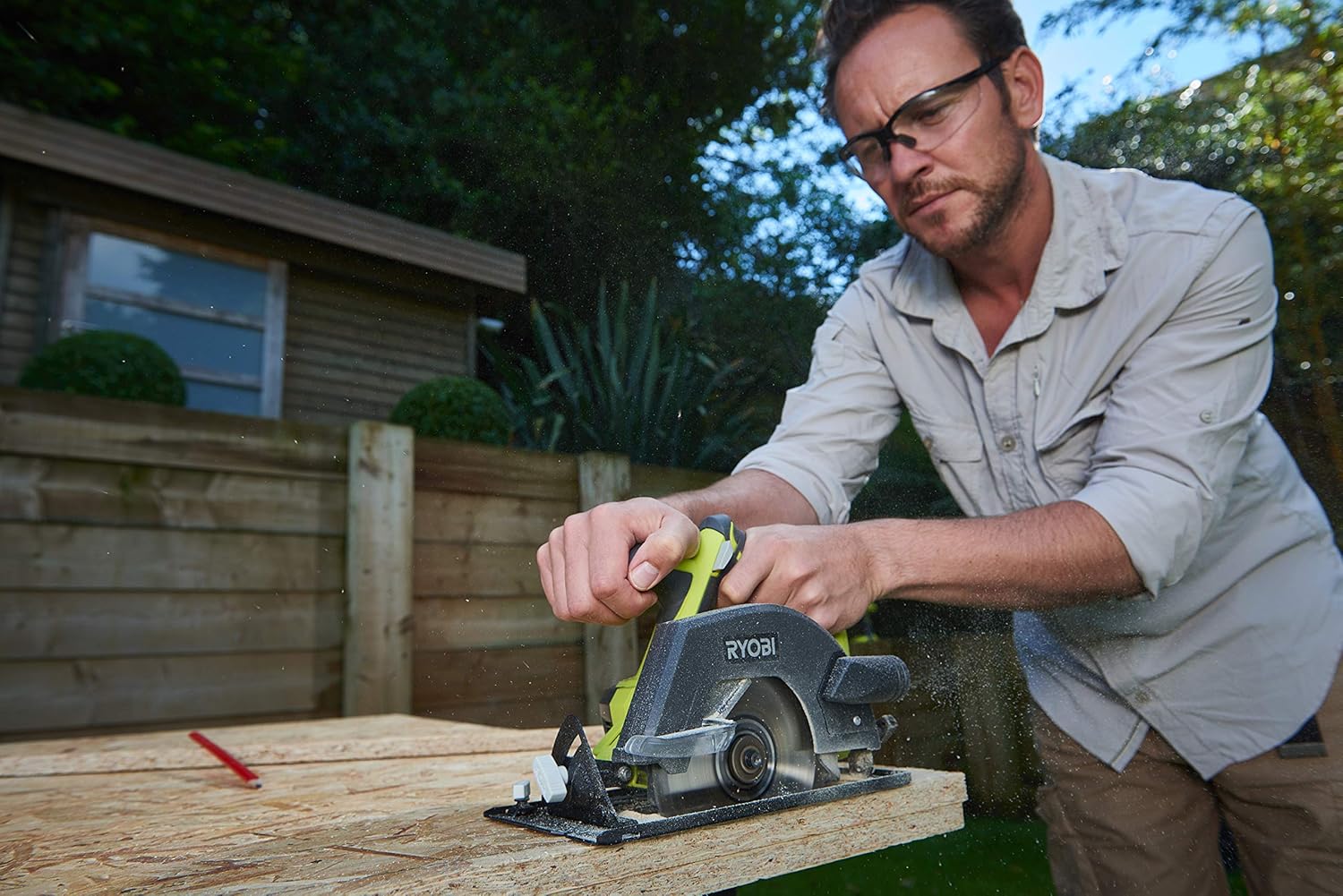 Detalle 2 de Ryobi R18CSP-0 18V ONE+ circular saw 150mm