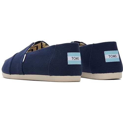 Detalle 2 de TOMS Classic Canvas Alpargata Shoes – Iconic Slip-On Comfort with Flexible Outsole