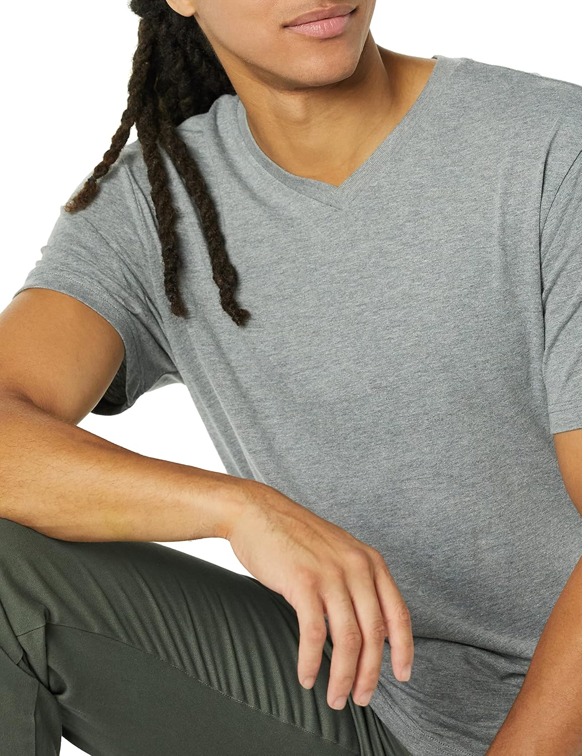 Thumbnail 5 de Amazon Essentials Men's Short-Sleeve V-Neck T-Shirts