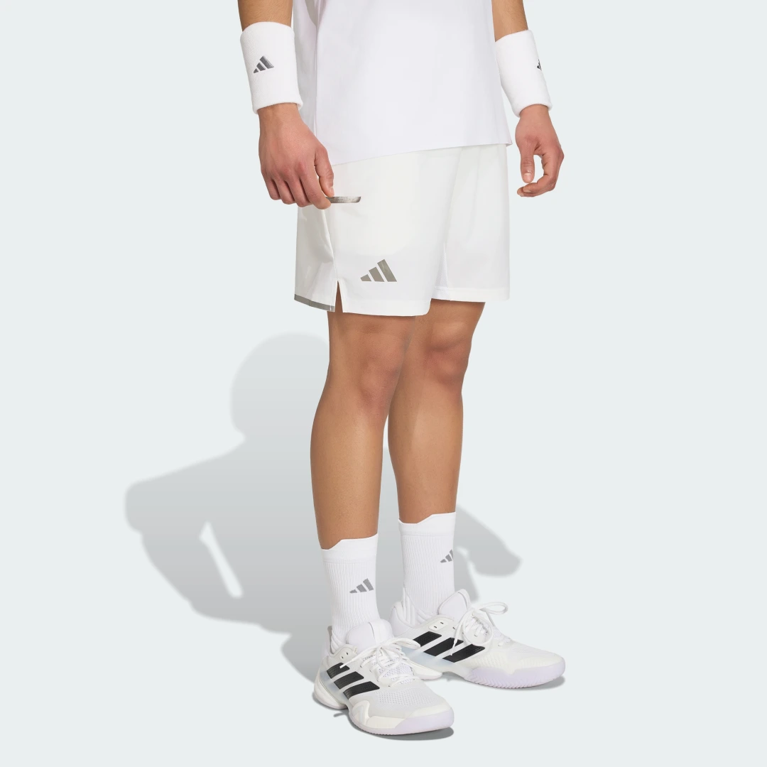 Detalle de Conjunto Pantalón corto de tenis con pantalón interior Climacool de Adidas – Blanco