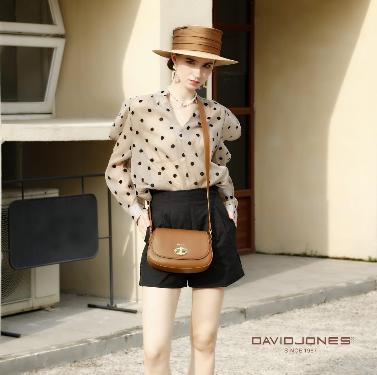 Thumbnail 2 de David Jones sac bandoulière femme noir en simili cuir PU avec rabat à tourniquet