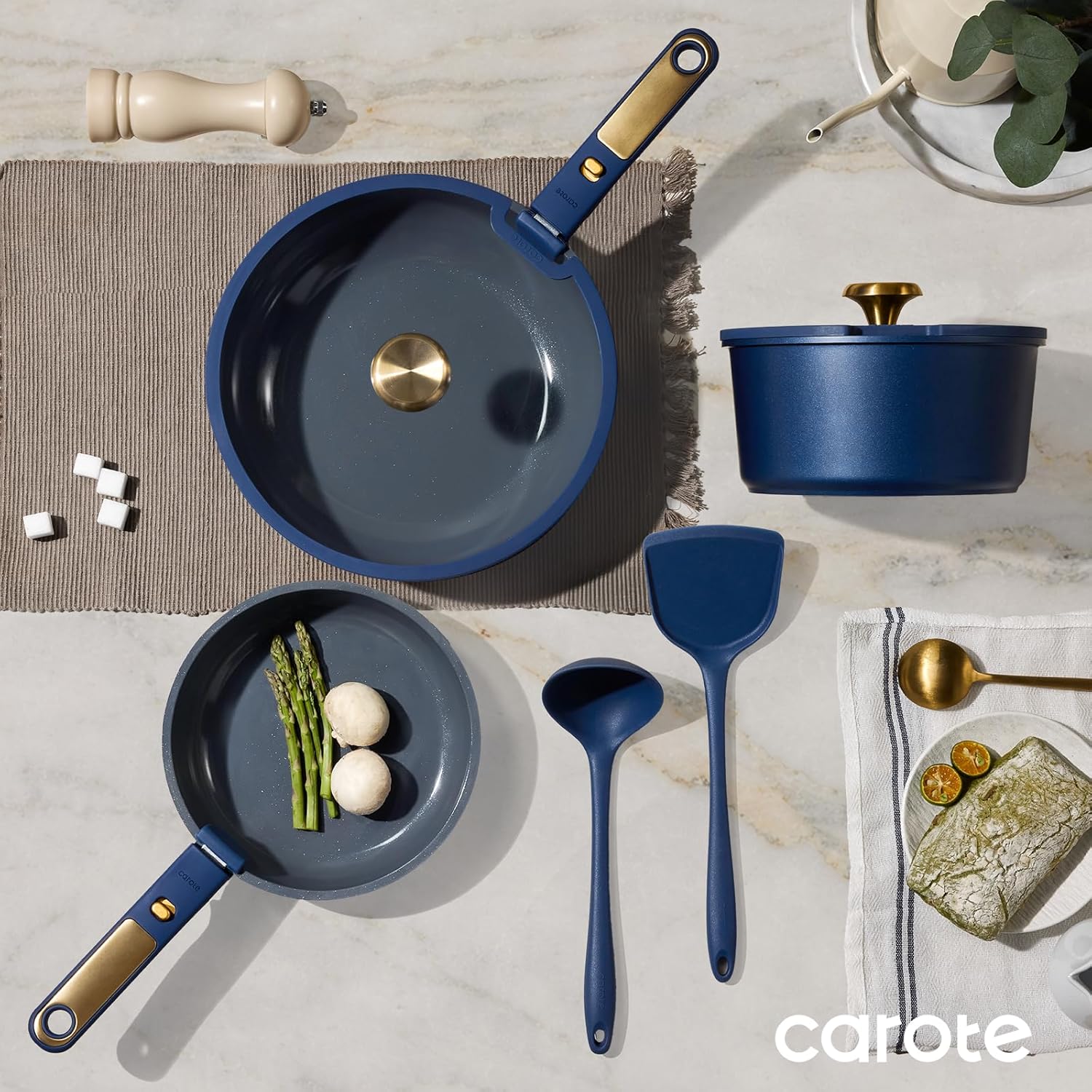 Thumbnail 6 de CAROTE Blue & Gold Ceramic Cookware Set: Non-Toxic, PFAS-Free 15-Piece with Detachable Handles