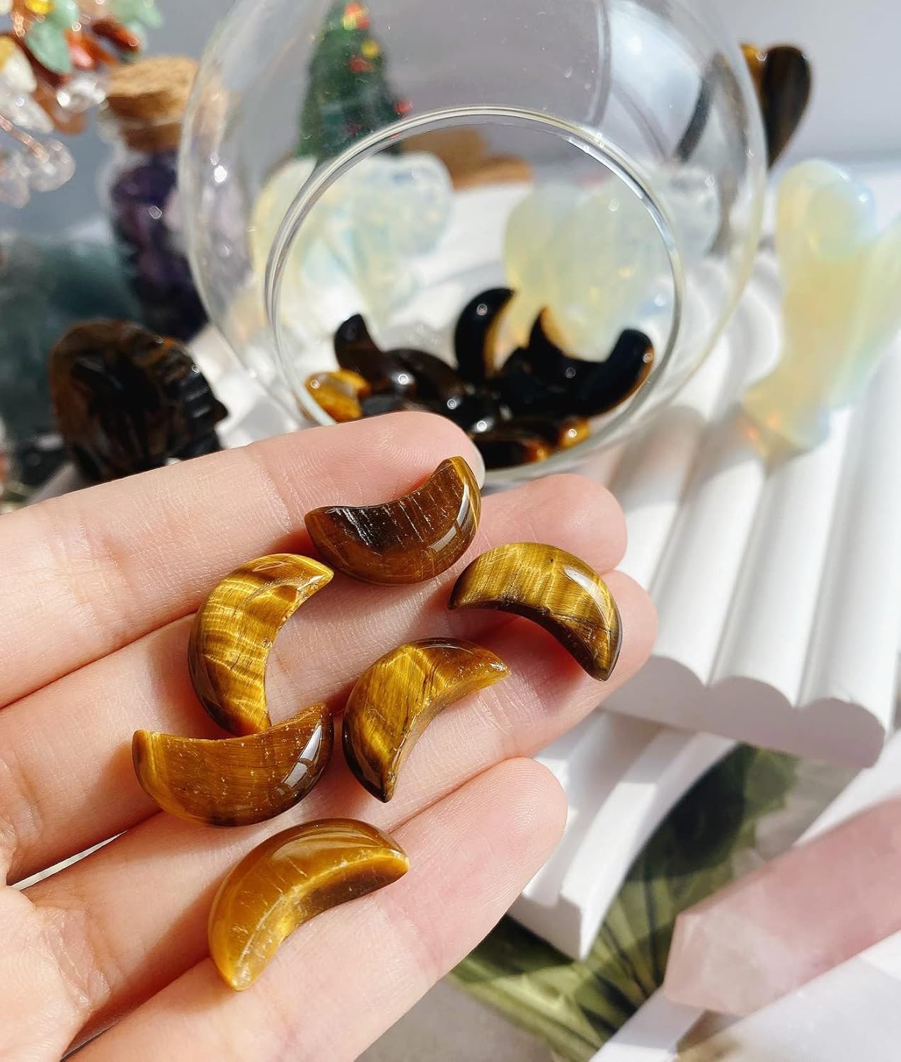 Thumbnail 3 de XIANNVXI 10 Pieces Tigers Eye Moon Crescent Crystal Healing Set