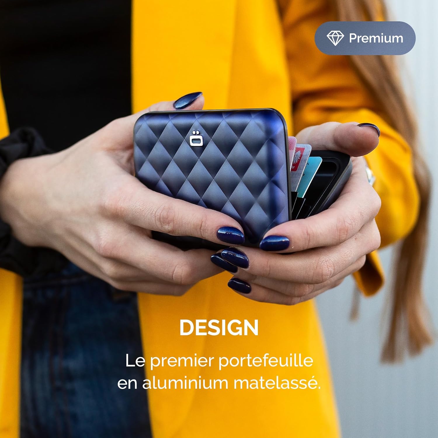 Thumbnail 2 de Porte-cartes pour femme Helsinki en aluminium Navy Blue — design matelassé, RFID et anti-démagnétisation