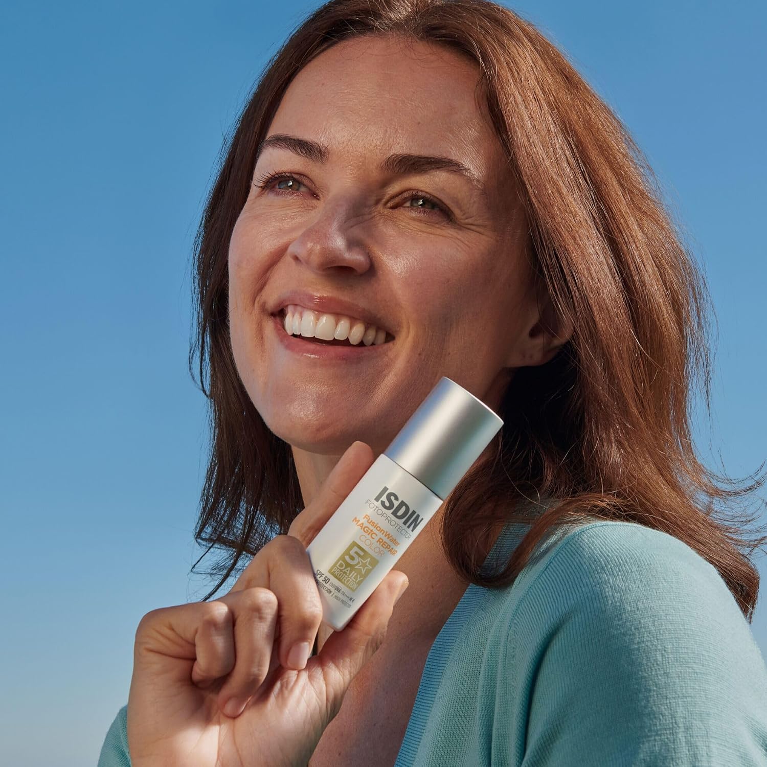 Detalle de ISDIN Fusion Water MAGIC Repair Color SPF 50: crema solare viso colorata, leggera e antietà