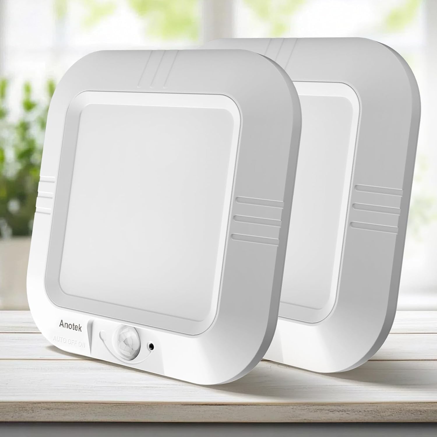 Detalle de ANOTEK AN-025-DC-CA Motion Sensor Ceiling Light, 2-Pack, 180 Lumens