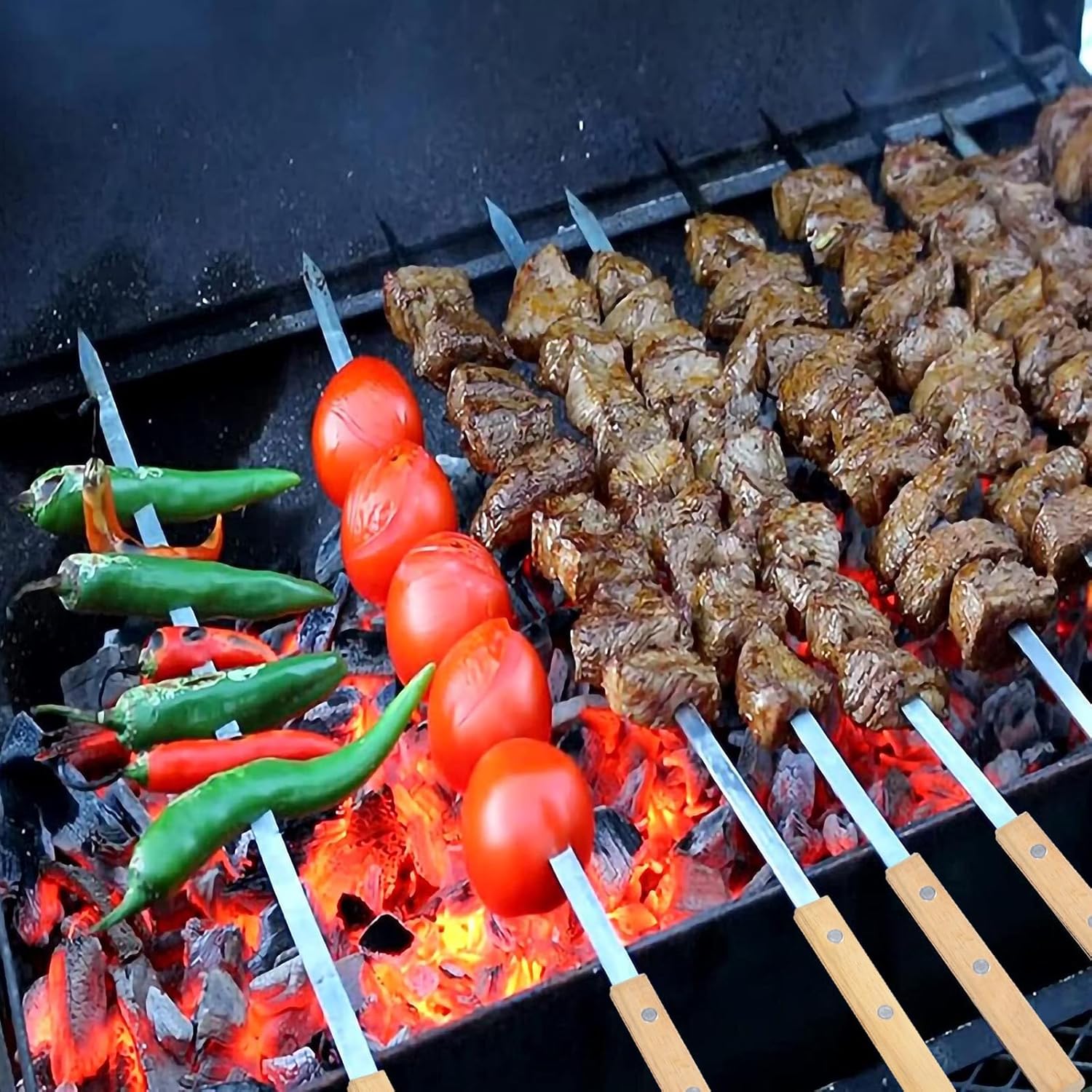 Detalle de AWCIGG 8 flache Grillspieße aus Edelstahl (430er) mit Buchenholz-Griffen, 55 cm – inkl. Tasche