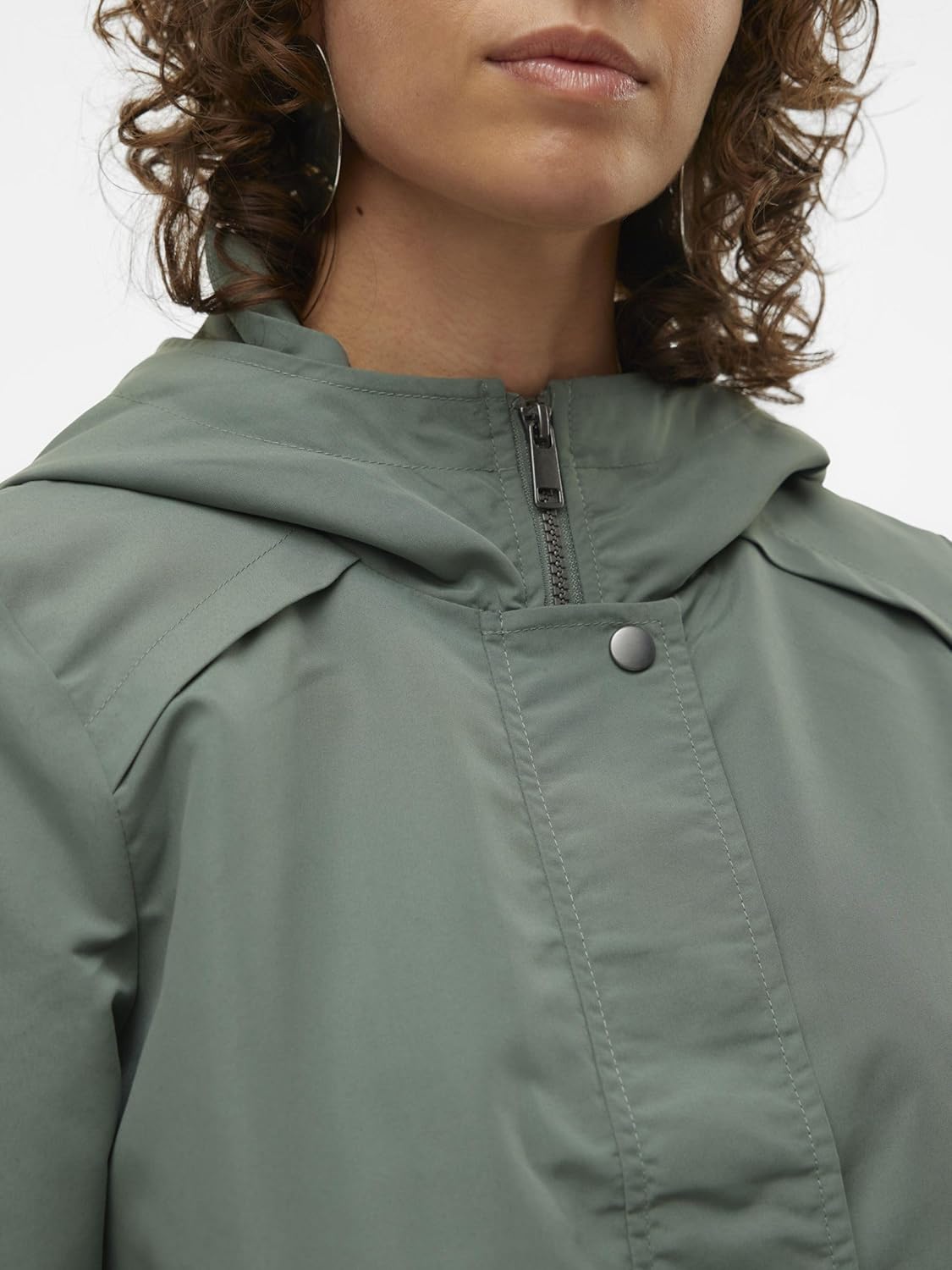 Detalle 2 de VERO MODA Langer Parka VMCZOA für Damen – mit elastischen Bündchen und Druckknopf-Taschen