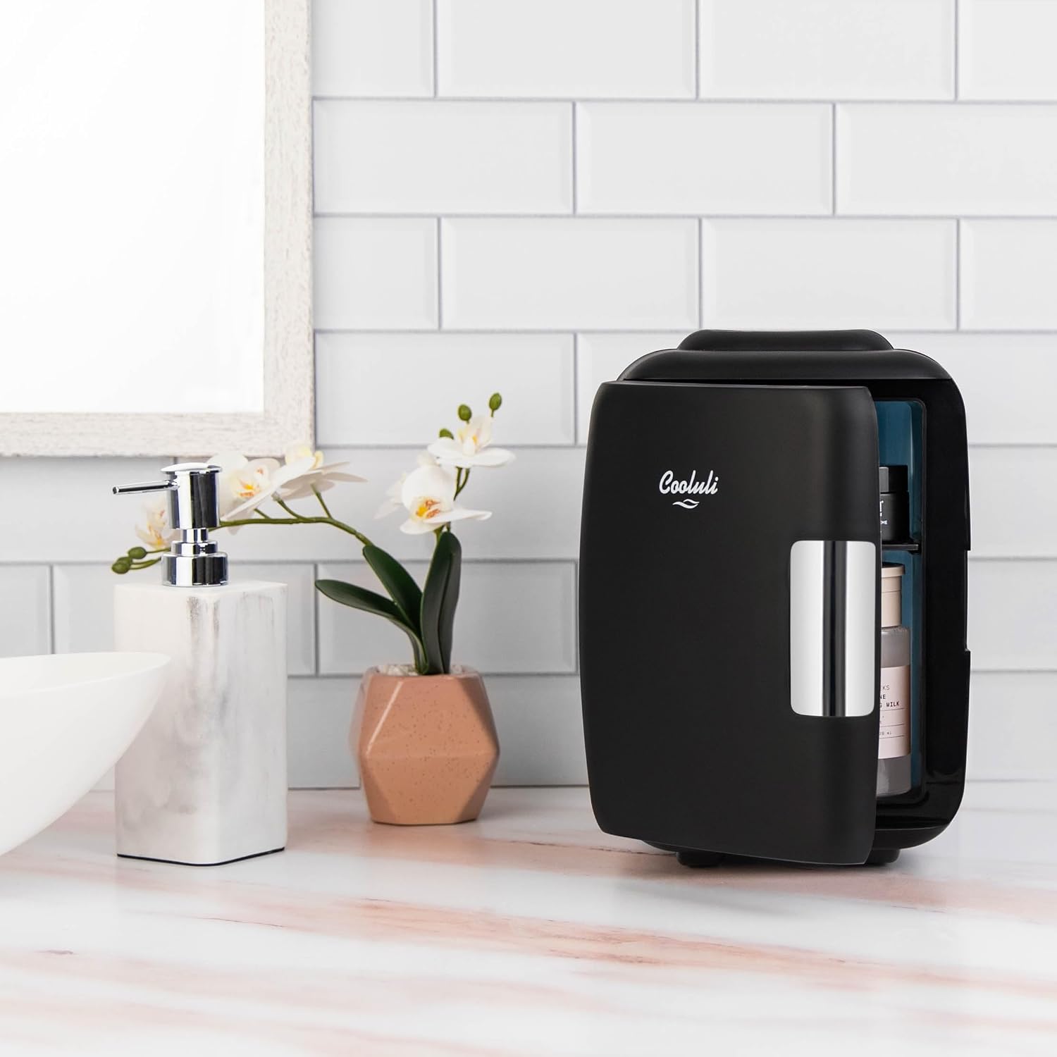 Thumbnail 6 de Cooluli Classic 4L Mini Fridge for Bedroom, Car & Office Desk (Cooler & Warmer) — Portable Electric Thermoelectric, Black