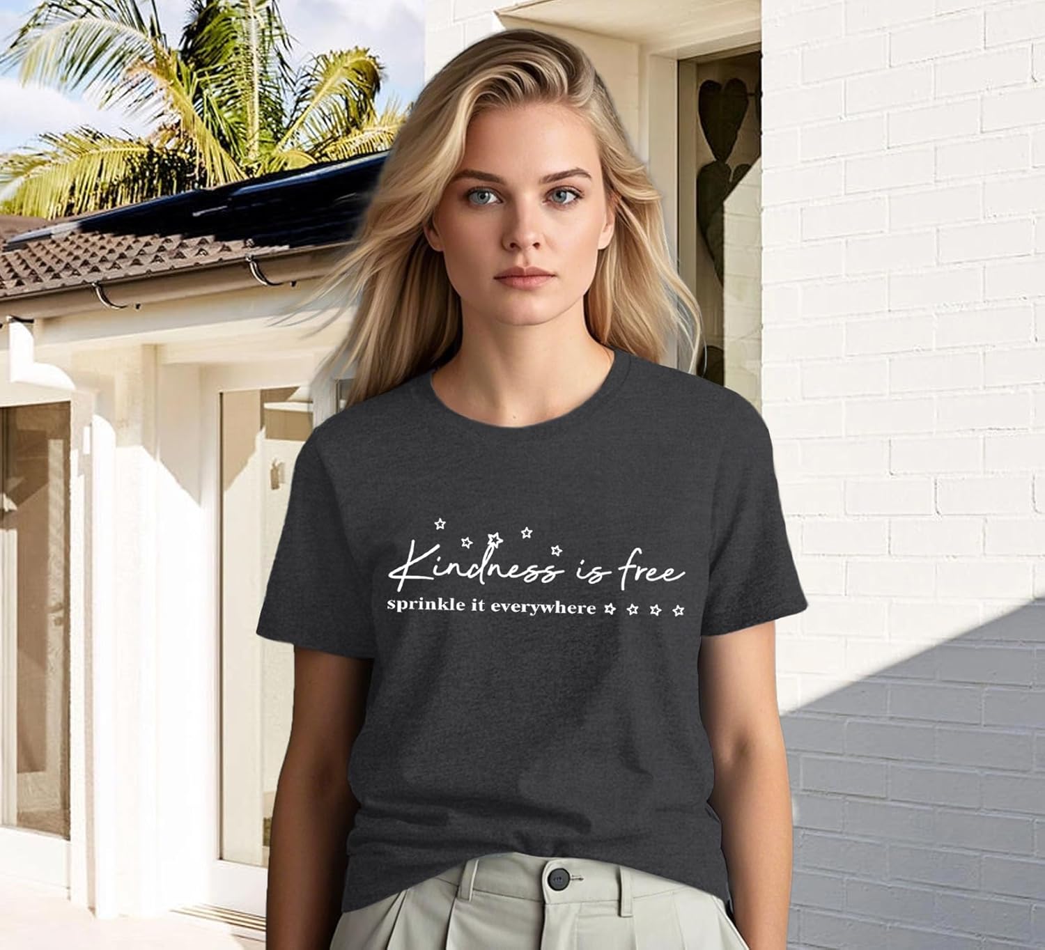 Detalle de Qskall Be Kind T Shirt – Kindness is Free Inspirational Tee
