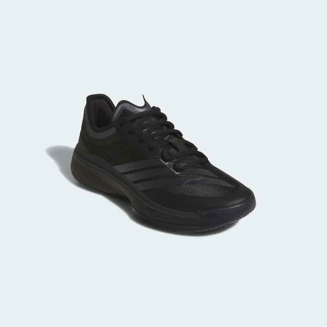 Detalle 2 de Adizero Select 3.0 Low de Adidas: Zapatilla para entrenos rápidos en negro