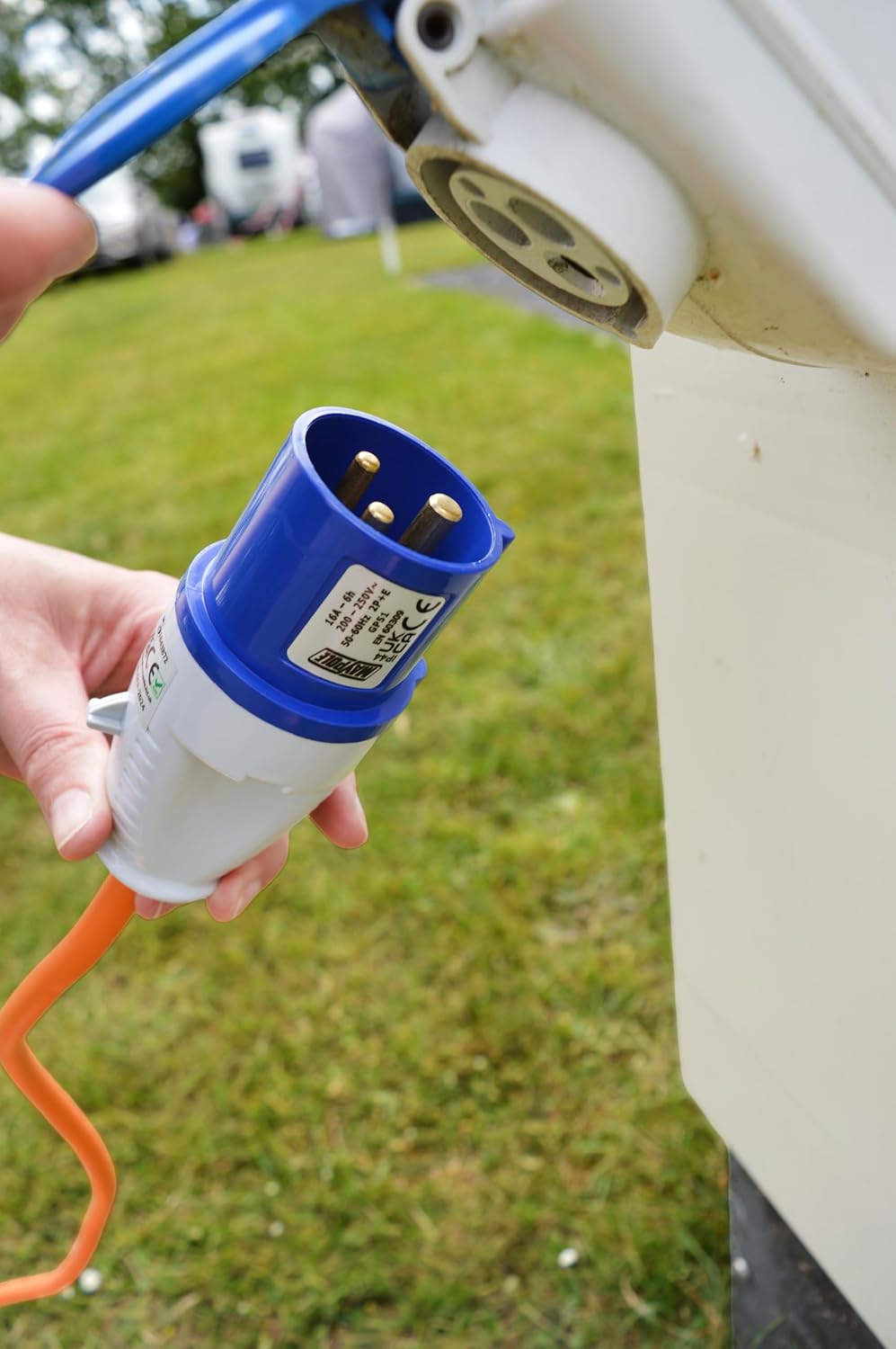 Thumbnail 1 de Maypole 25m 230V Caravan Site Extension Lead NCC Compliant – 16A, 3-core 2.5mm², orange