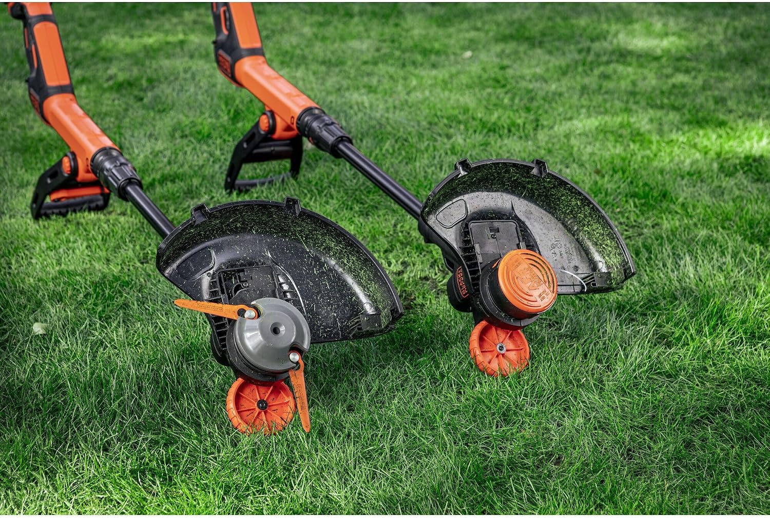 Detalle 2 de BLACK+DECKER BCST918D1-QW: Tagliabordi 18V da 28 cm con batteria 2Ah