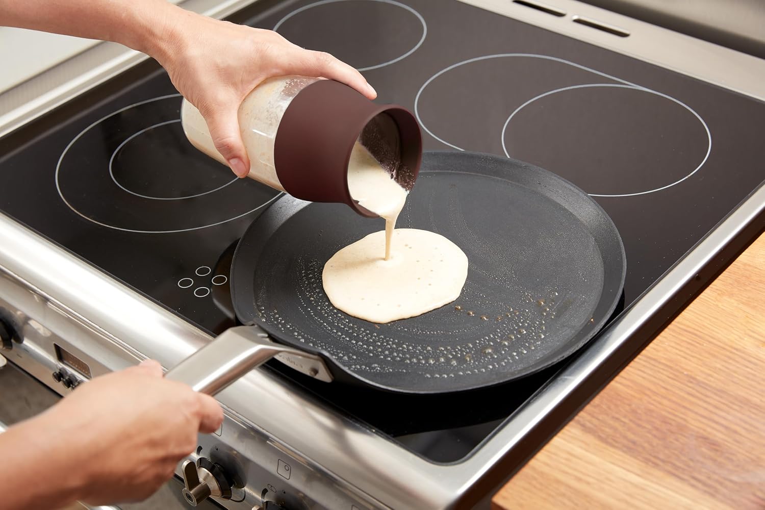 Detalle de Lékué Shaker per impasti 500 ml: mescola rapidamente e prepara pancake, frittelle e crepes