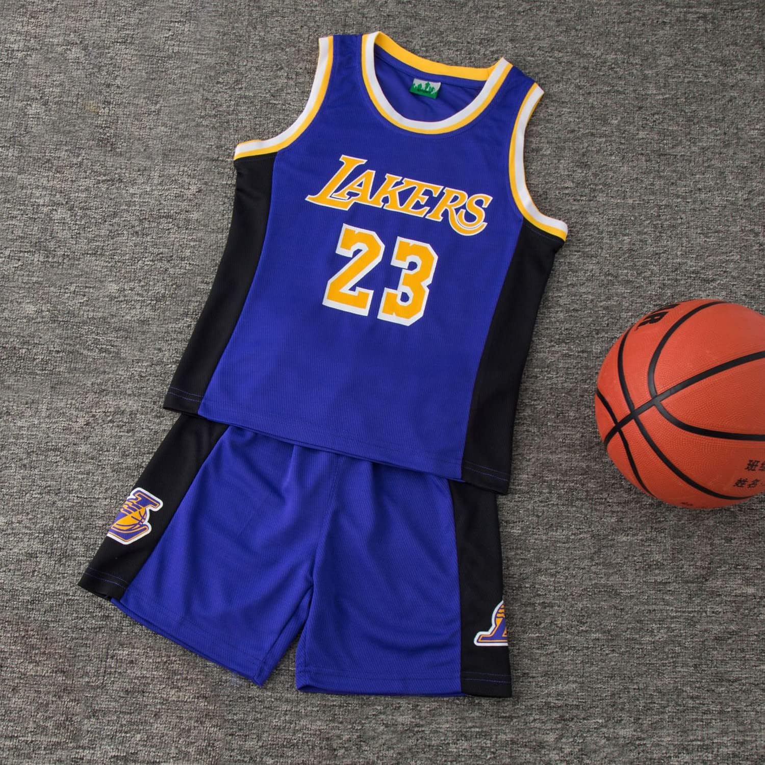 Thumbnail 5 de ISOVNUS Completo da Basket Bambino 2 Pezzi – Maglietta e Pantaloncini (3–15 anni)