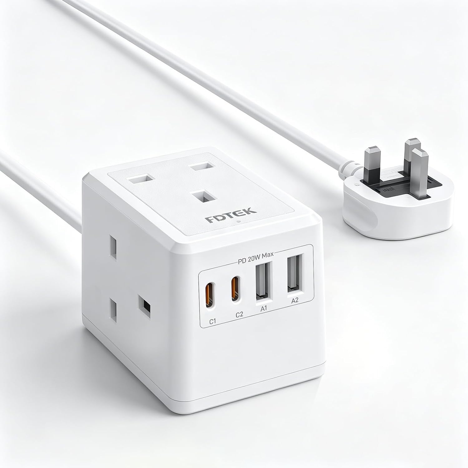 Detalle de FDTEK PD20W Extension Lead with USB Slots: 7-in-1 Mini Cube for Home, Office, and Travel