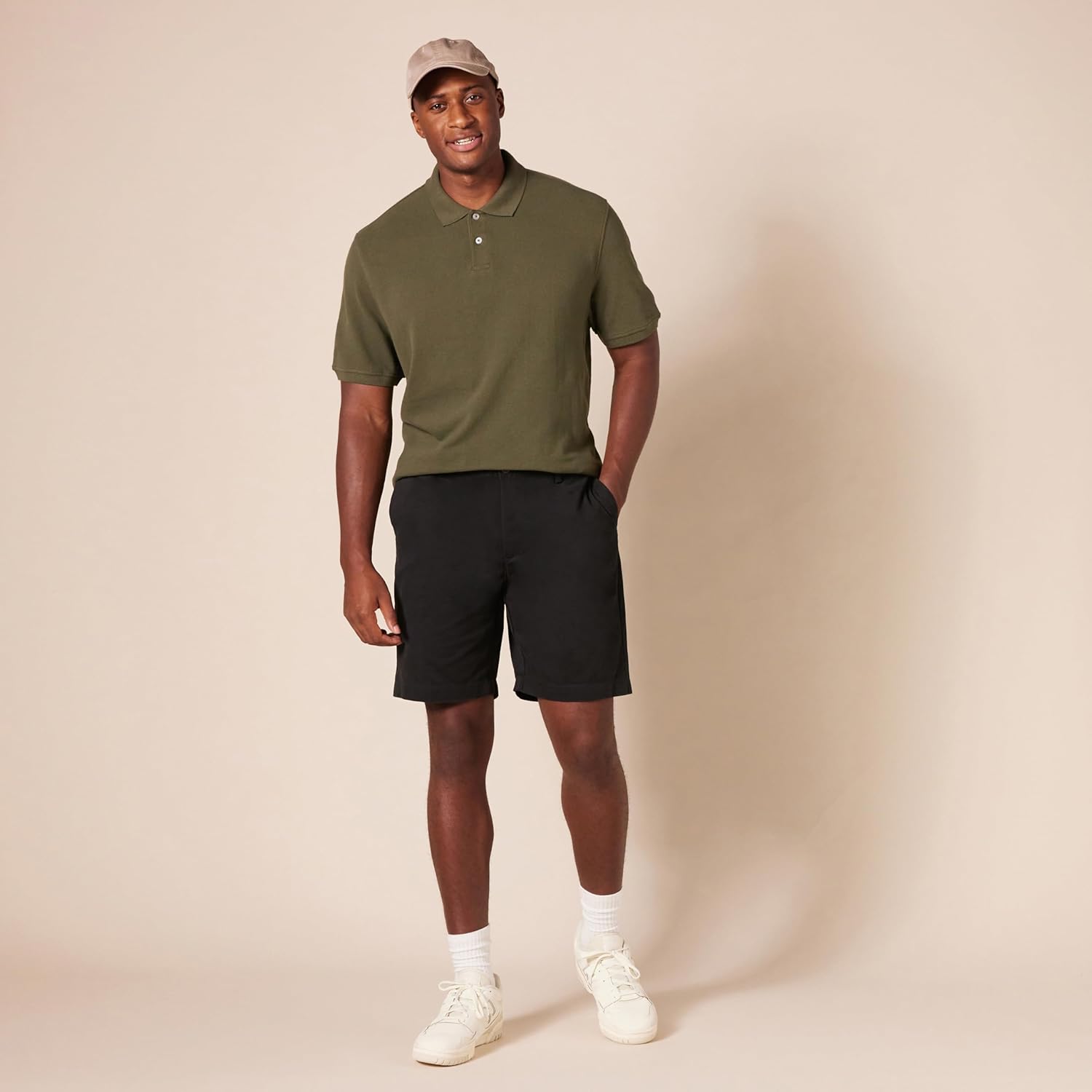 Thumbnail 4 de Amazon Essentials Men’s Slim-Fit 9" (23cm) Chino Shorts