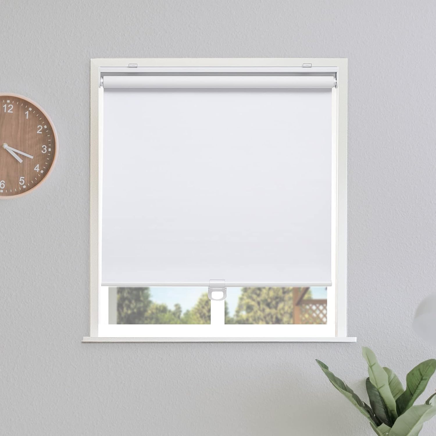 Detalle de Sunoff 100% Blackout Cordless Roller Shades (28" W x 72" H) for Windows & French Doors