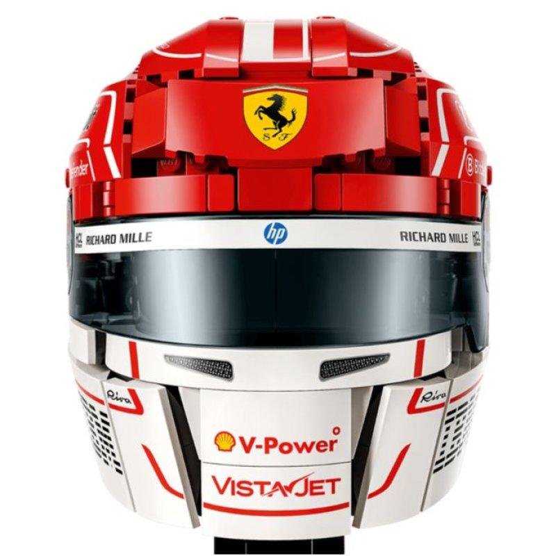 Detalle 2 de LEGO Editions Scuderia Ferrari HP Casco Charles Leclerc 43014 (886 piezas) – colección y exigencia de fans