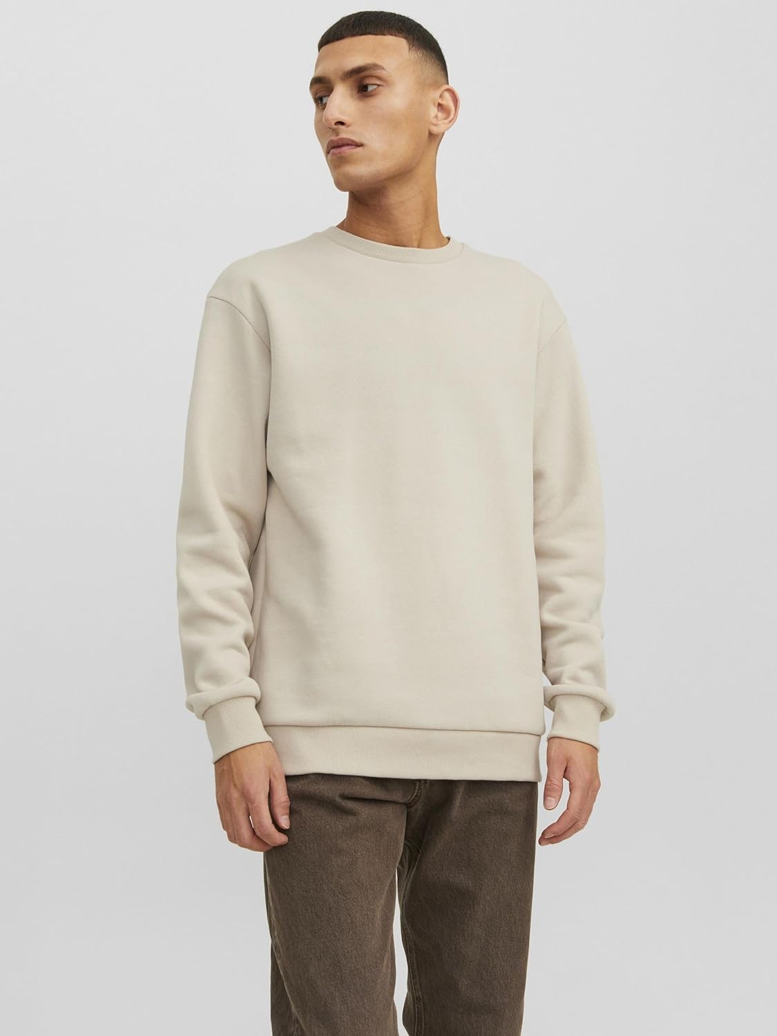 Detalle 2 de JACK & JONES Herren Sweatshirt mit Rundhalsausschnitt – einfarbig, 61% Polyester/39% Baumwolle