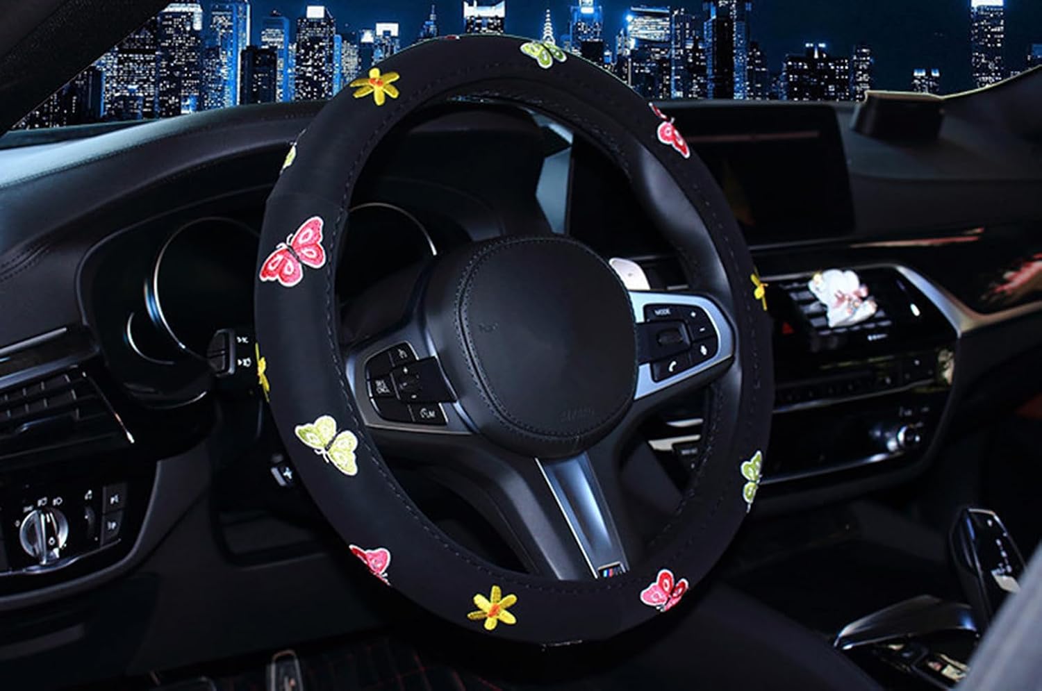 Detalle de Mayco Bell 2018 Automotive Women Embroidery Steering Wheel Cover – Yellow Butterfly