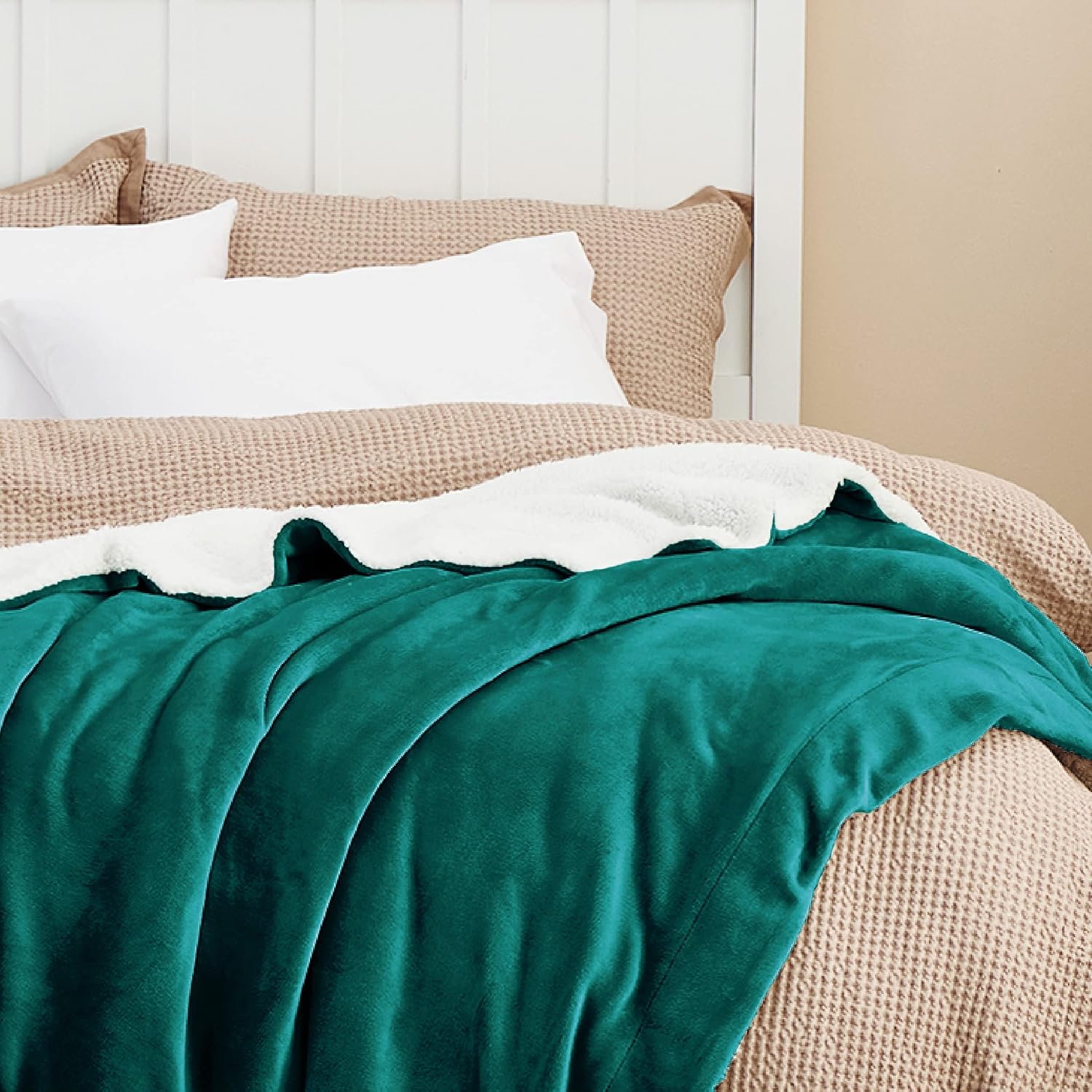 Detalle 2 de BEDSURE Kuscheldecke 220×240 cm – XXL Wohndecke 🛋