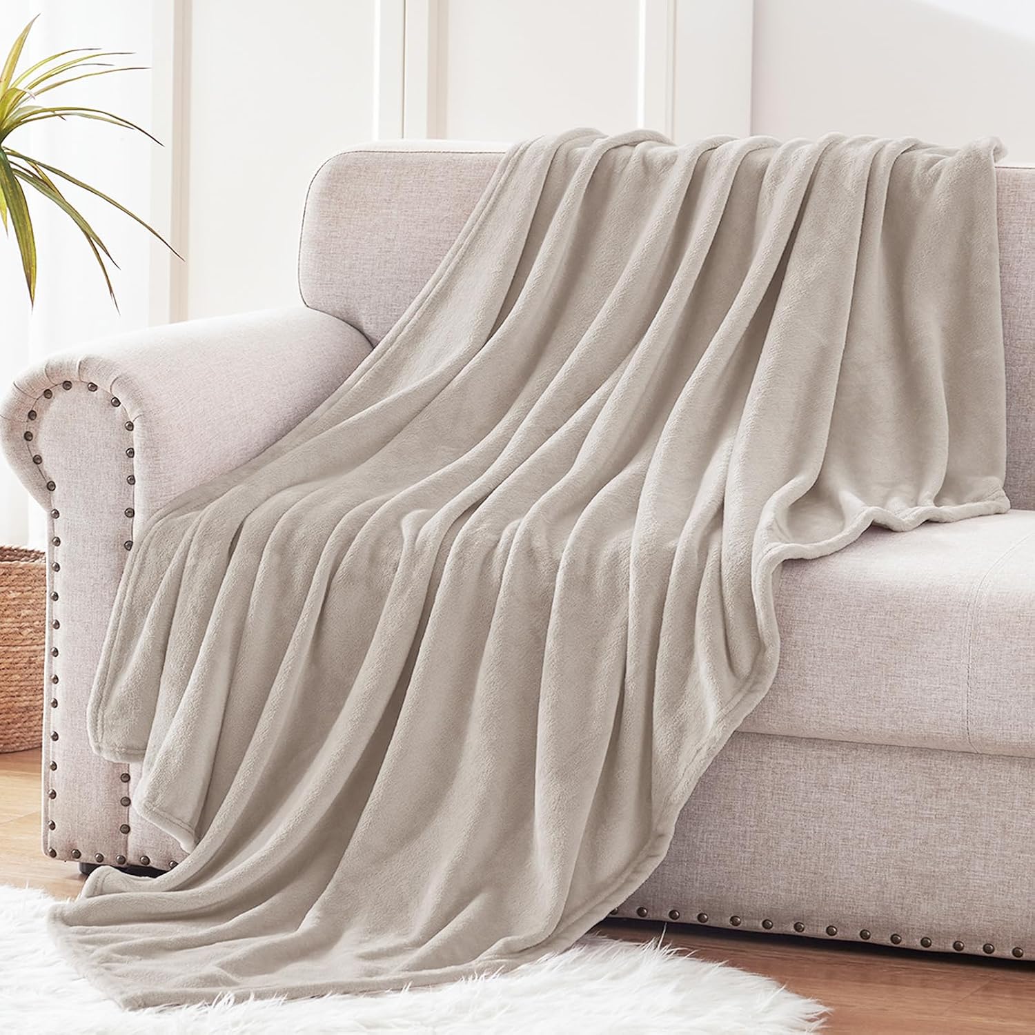 Thumbnail 2 de Exclusive Fleece Flannel Throws: Camel, 127 × 178 cm – Extra Large, 300GSM