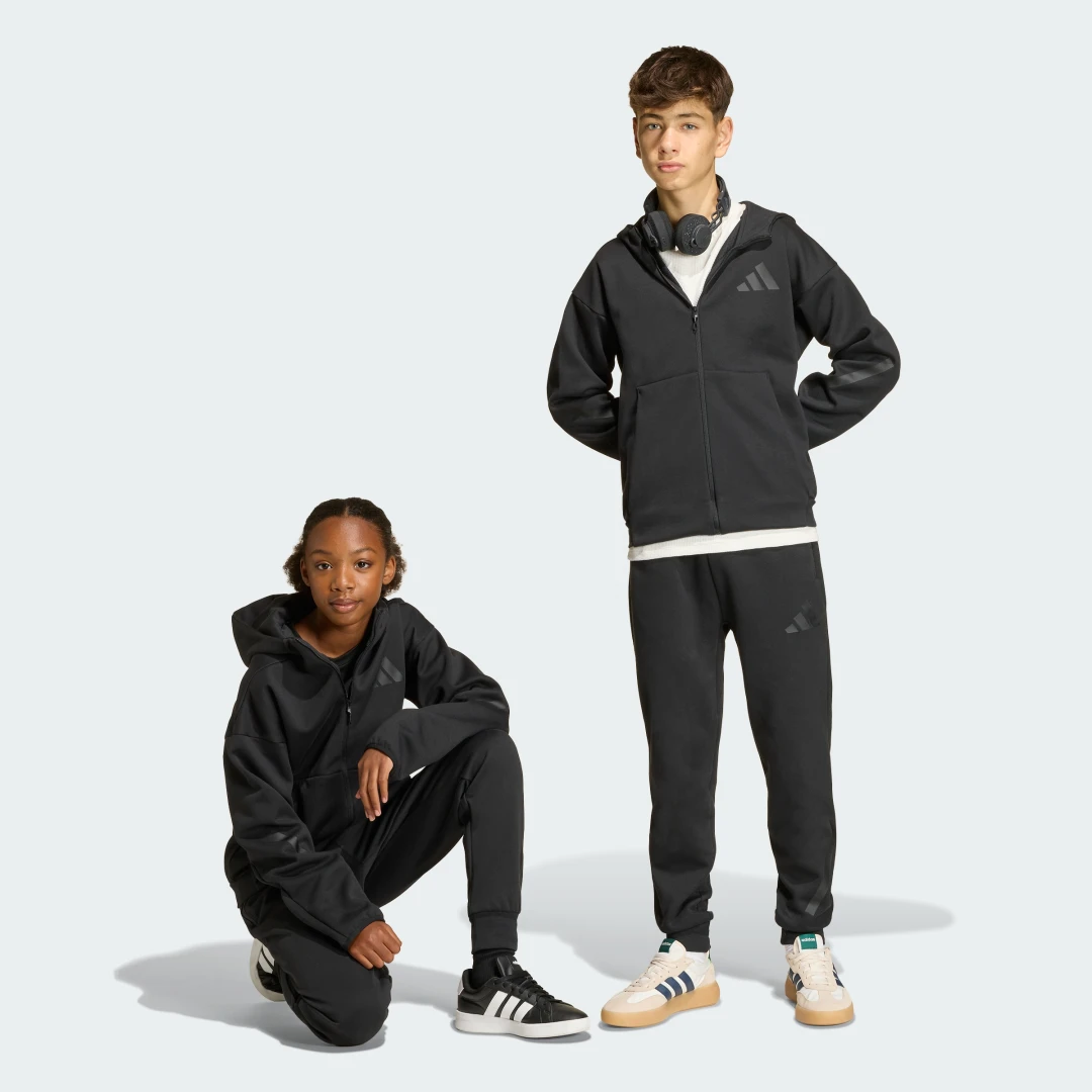 Detalle de Pantalón adidas Z.N.E. Tapered-Leg en negro