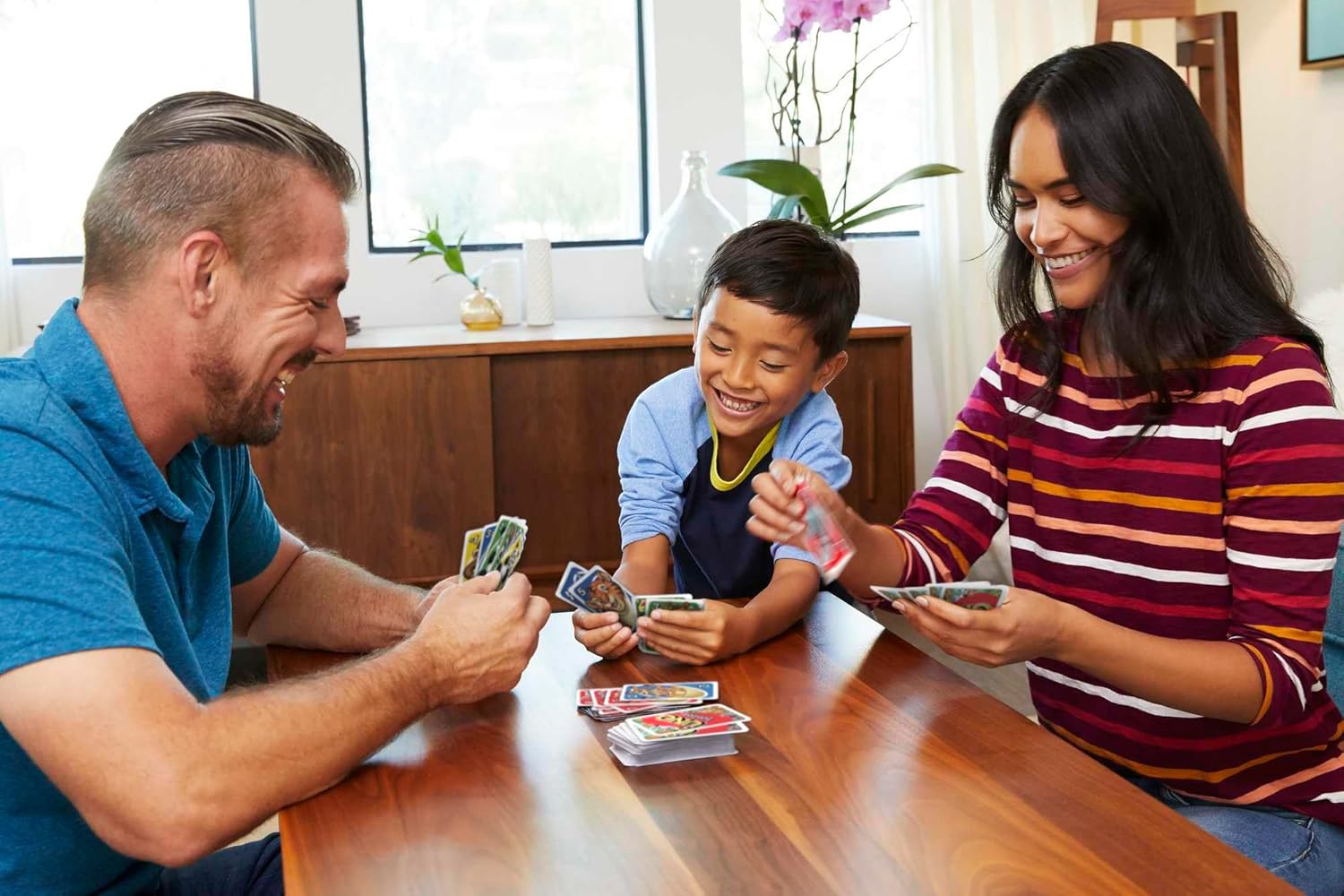 Thumbnail 1 de Mattel Games UNO Junior, Jeu de Cartes Familial — 2 à 4 joueurs, dès 3 ans
