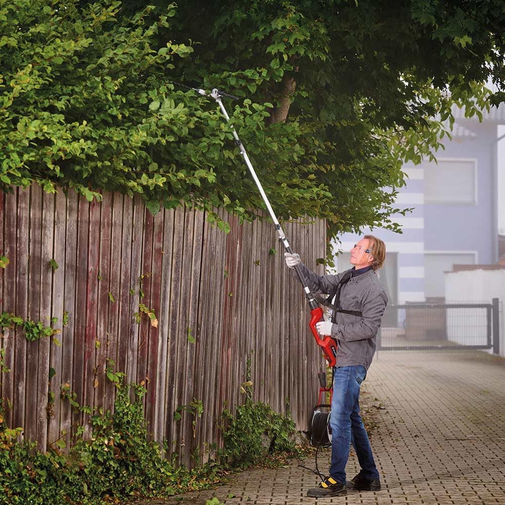 Thumbnail 1 de Einhell GC-HH 9046 900W Electric Long Reach Hedge Trimmer (2M pole, 2.6M reach) with tiltable cutting head