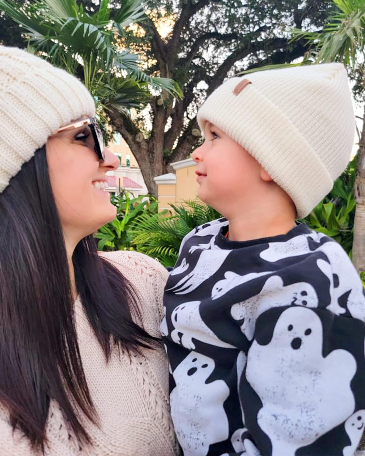 Detalle 1 de FURTALK Toddler Knit Beanie, Double-Layer Acrylic, Stretchy Sizes from 0–8 Years