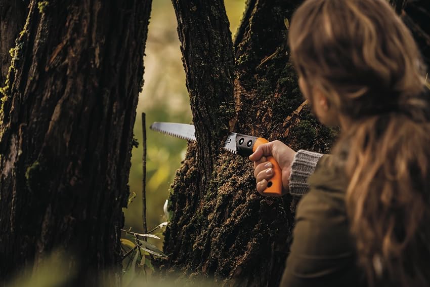 Detalle 2 de Fiskars SW84 Sierra para madera 33 cm 🪚