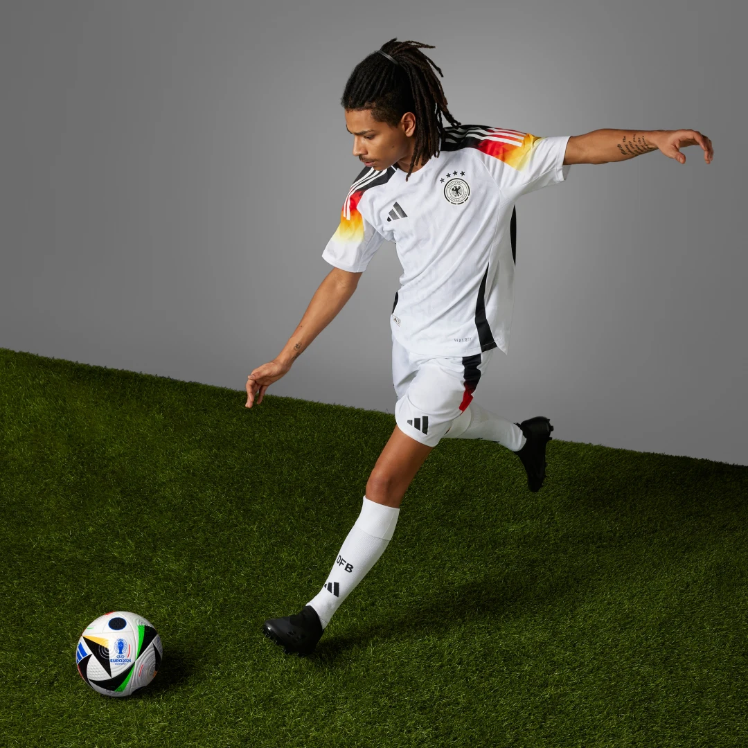 Detalle 2 de Camiseta primera equipación Alemania 2024 Authentic – Adidas