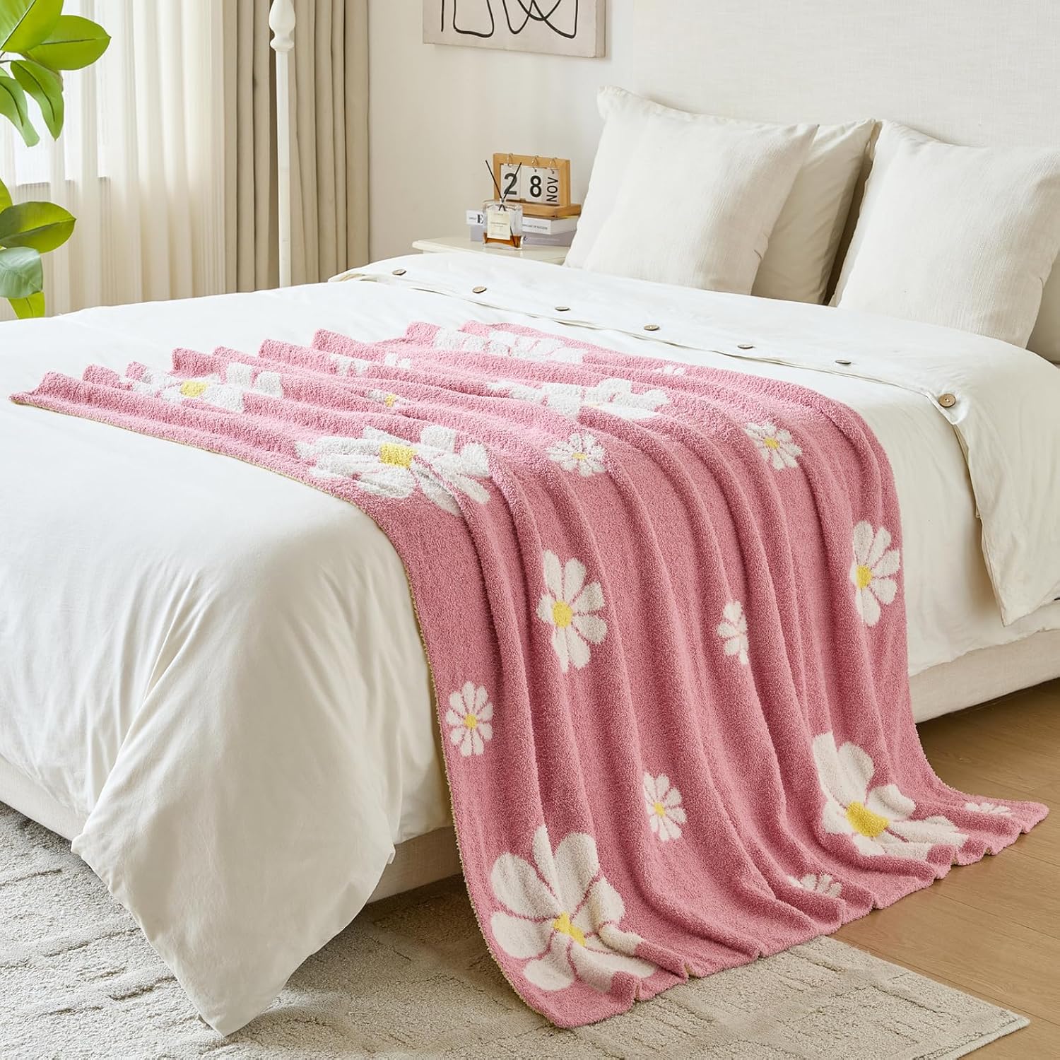 Detalle 1 de Xiashrk Flower Blanket Floral Microfiber Throw, Twin 60" x 80", Grey Pink