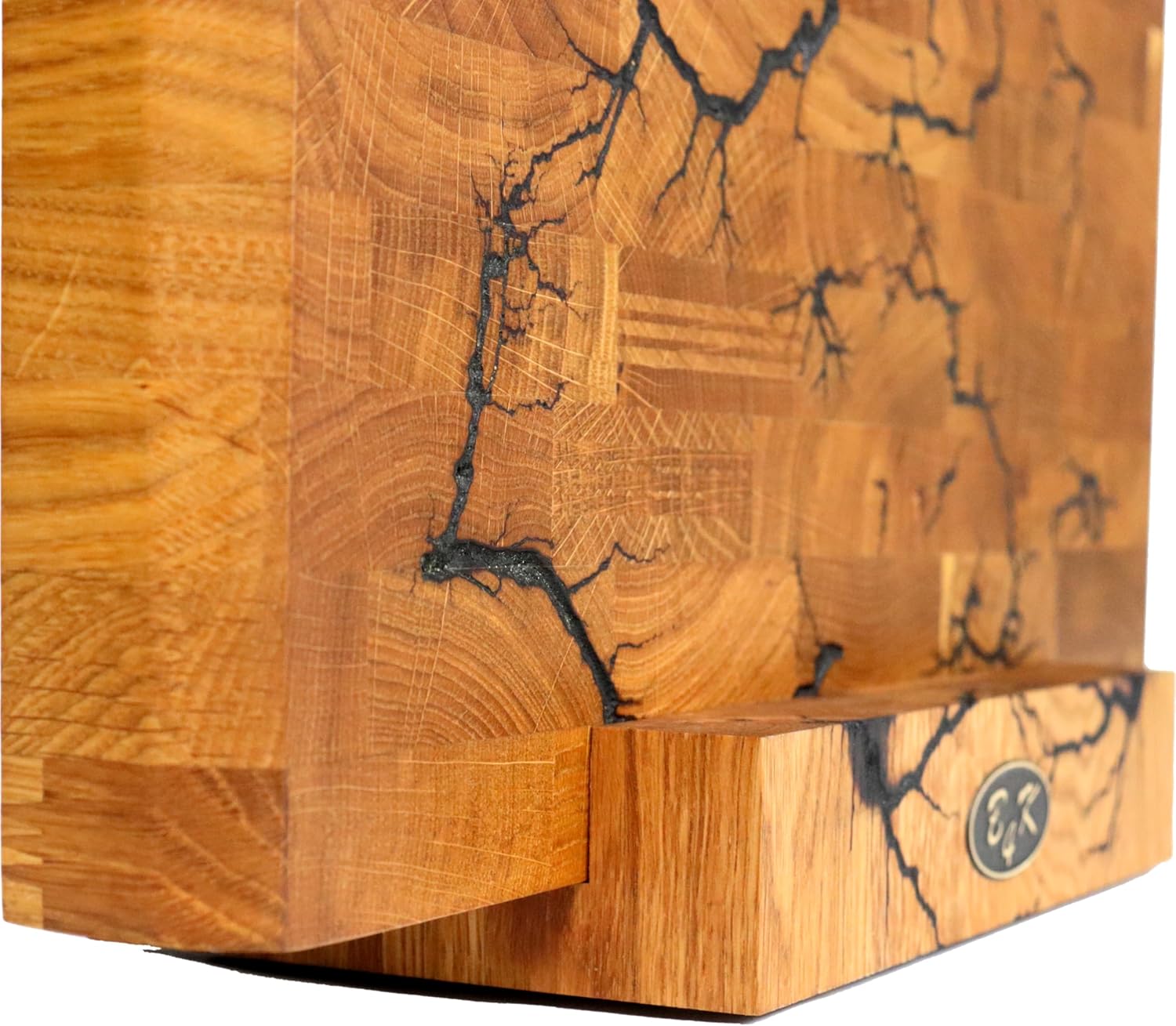 Detalle de B4K Hackblock mit Ständer aus Eiche (40x30x4 cm) – Lichtenberg-Blitze Design, handgefertigtes Stirnholzbrett mit Griffen