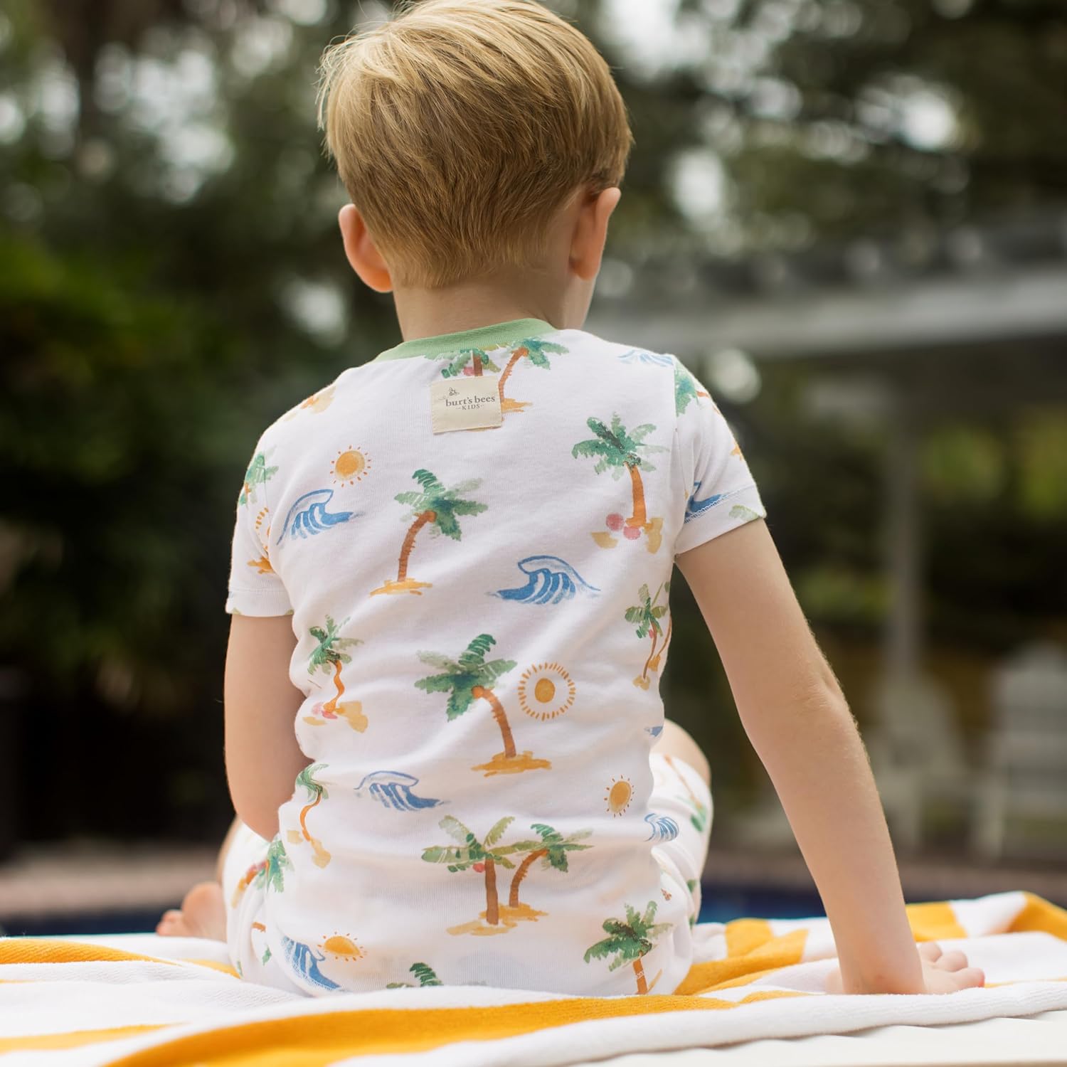 Detalle de Burt's Bees Baby Unisex Pajamas: 2-Piece Short Sleeve Tee & Shorts Set, 100% Organic Cotton