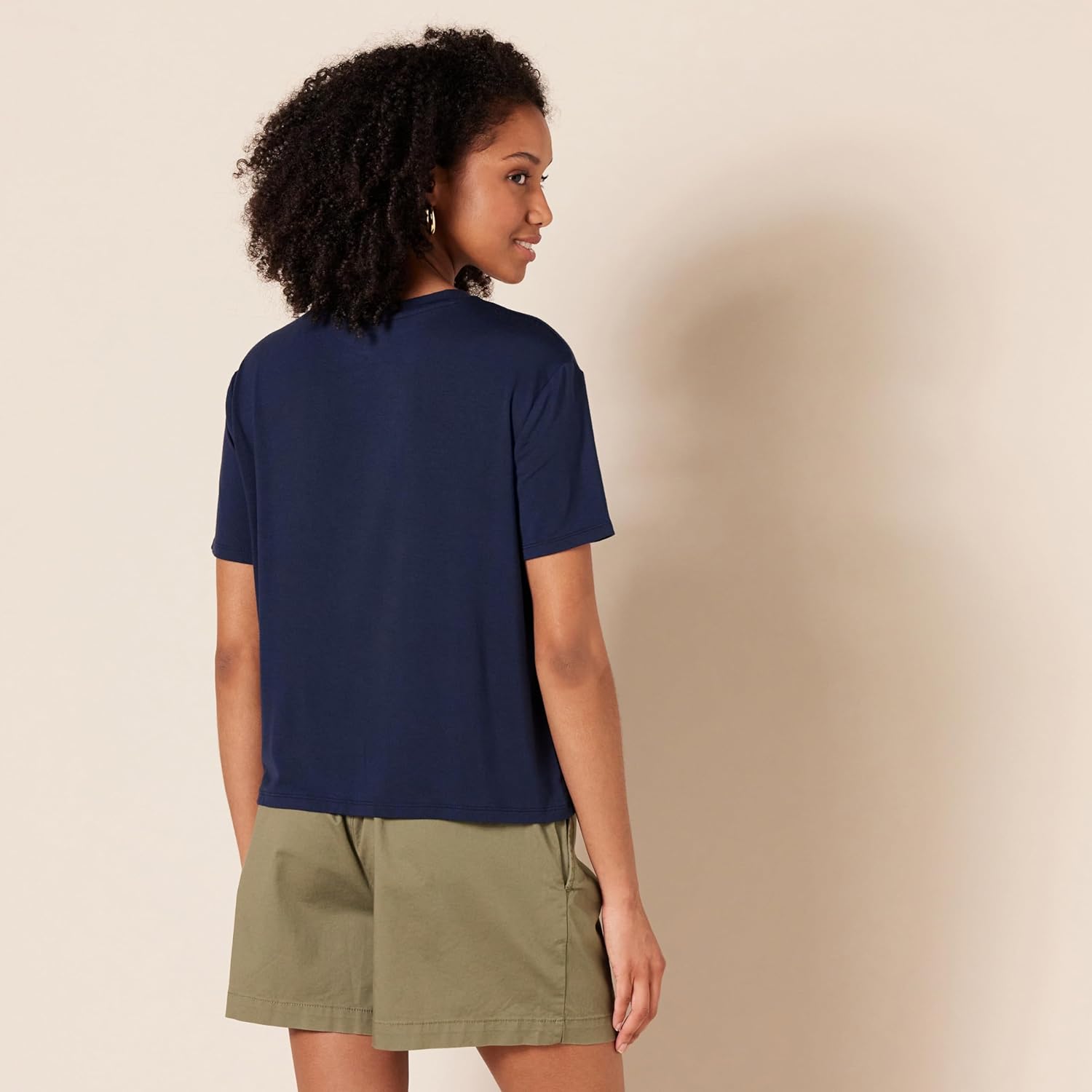 Thumbnail 1 de Amazon Essentials Damen Kurzarm Rundhals-T-Shirt mit Tasche (2er-Pack) – bequemes Jersey mit Relax-Passform