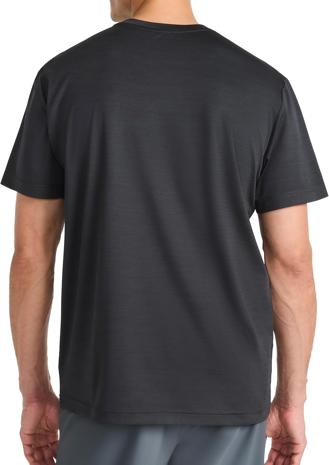 Thumbnail 1 de Reebok Men's Reflective Small Logo Crewneck T-Shirt — Standard Fit, Lightweight Cool-Touch Jersey