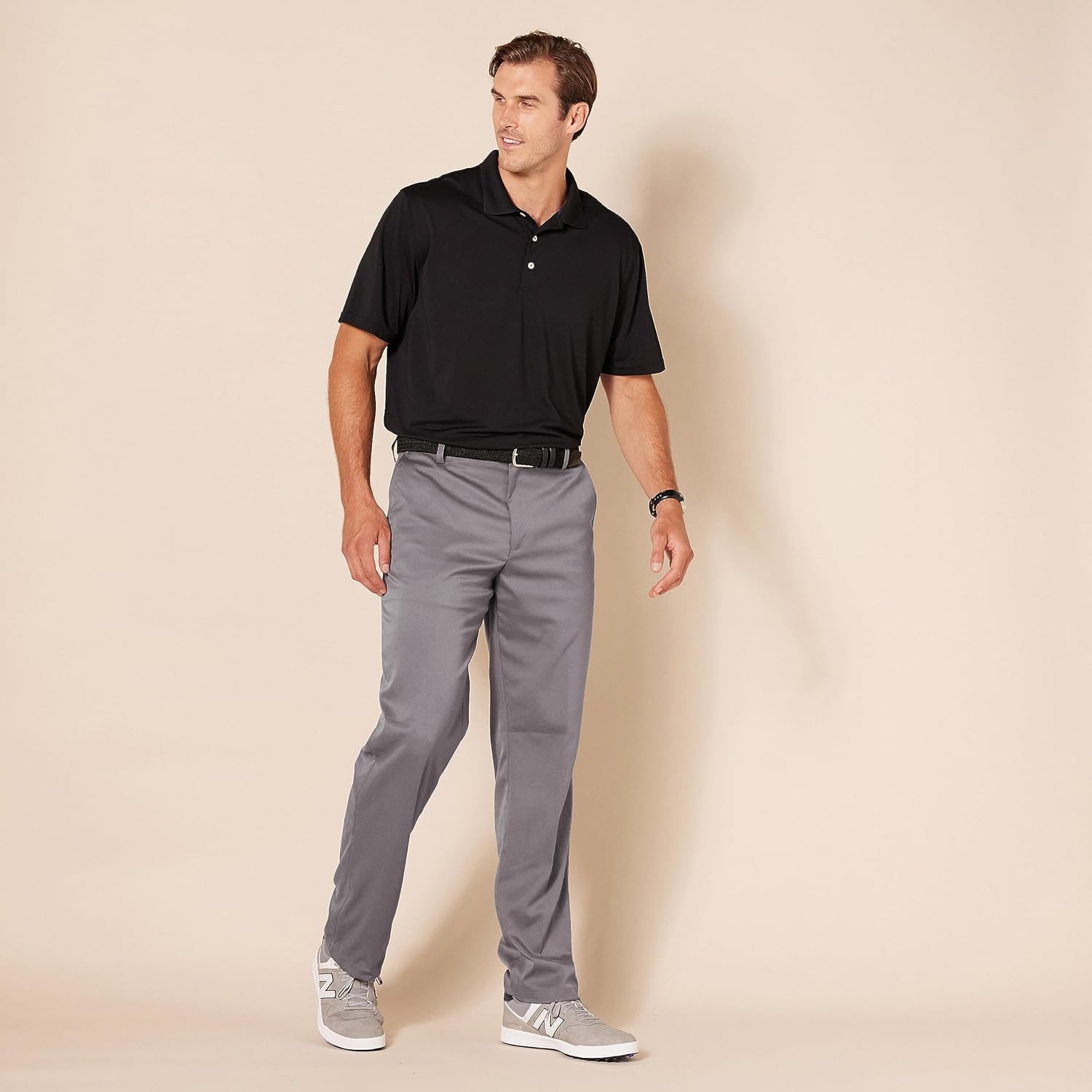 Thumbnail 6 de Amazon Essentials Men’s Straight-Fit Stretch Golf Trousers