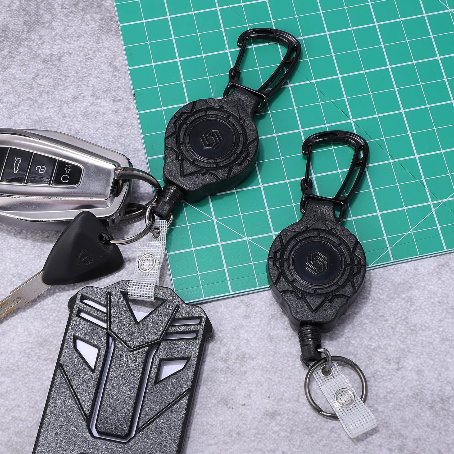 Detalle 2 de Retractable Badge Holders 31.5in cord