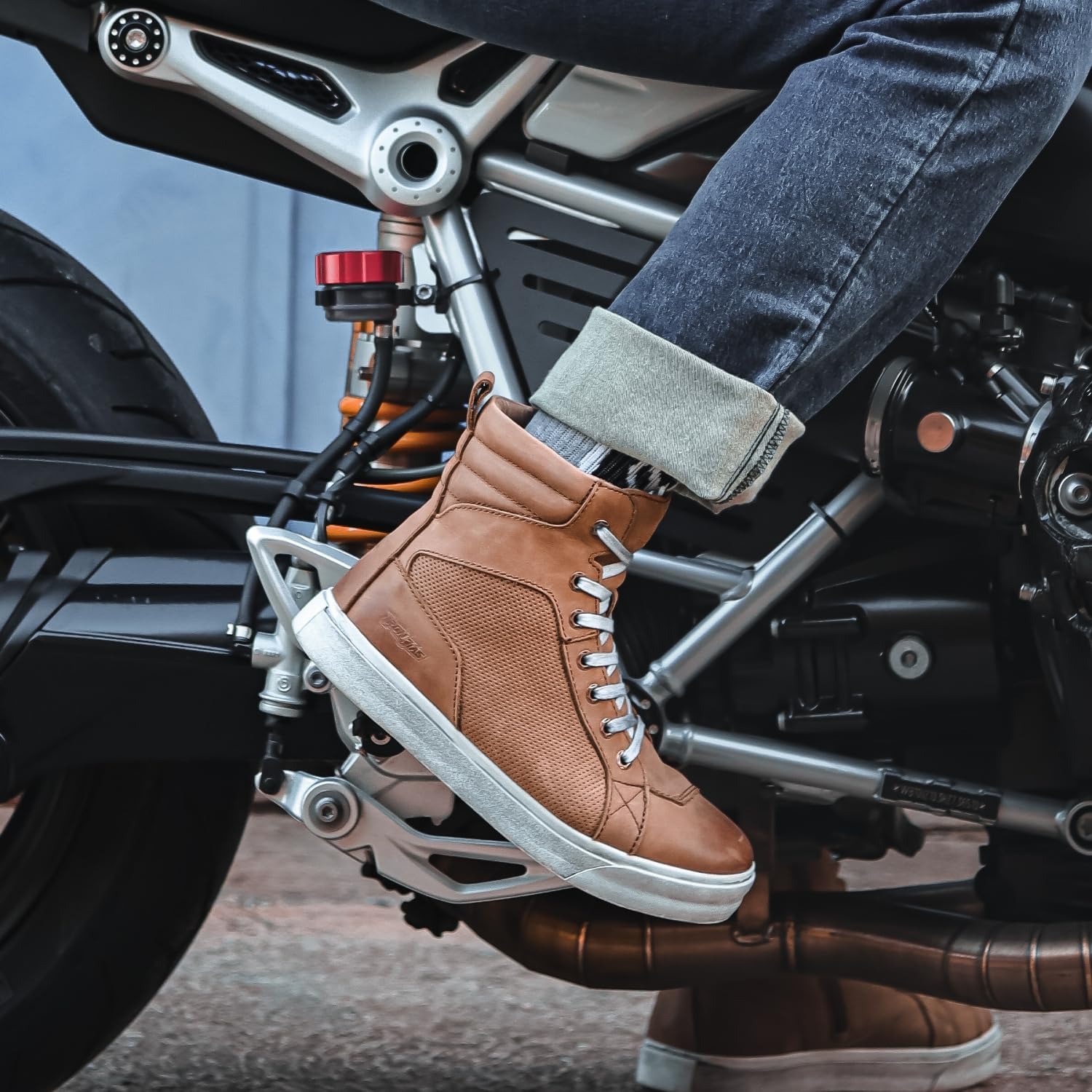 Detalle 2 de Scarpe da moto retrò da uomo in pelle con cerniera e suola antiscivolo marrone (tomaia traspirante)