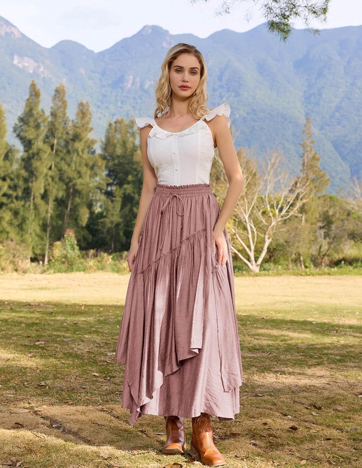 Detalle de SCARLRT Maxi Skirt in Crepe
