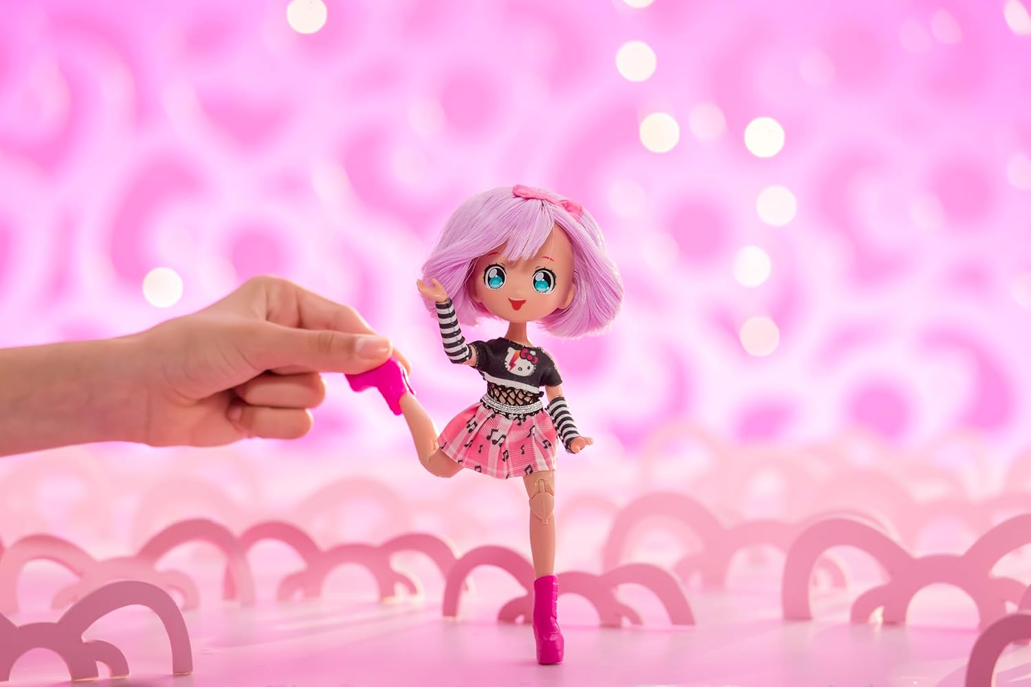 Thumbnail 4 de Hello Kitty Manga Doll Teddy Rock: Purple-Haired Japanese Fashion Doll with 15-Point Articulation
