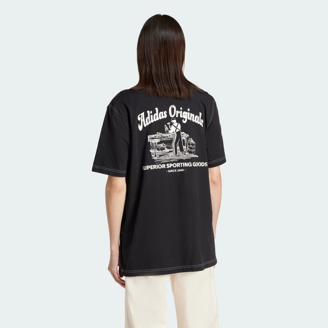 Detalle de Camiseta Wabash de Adidas, negra