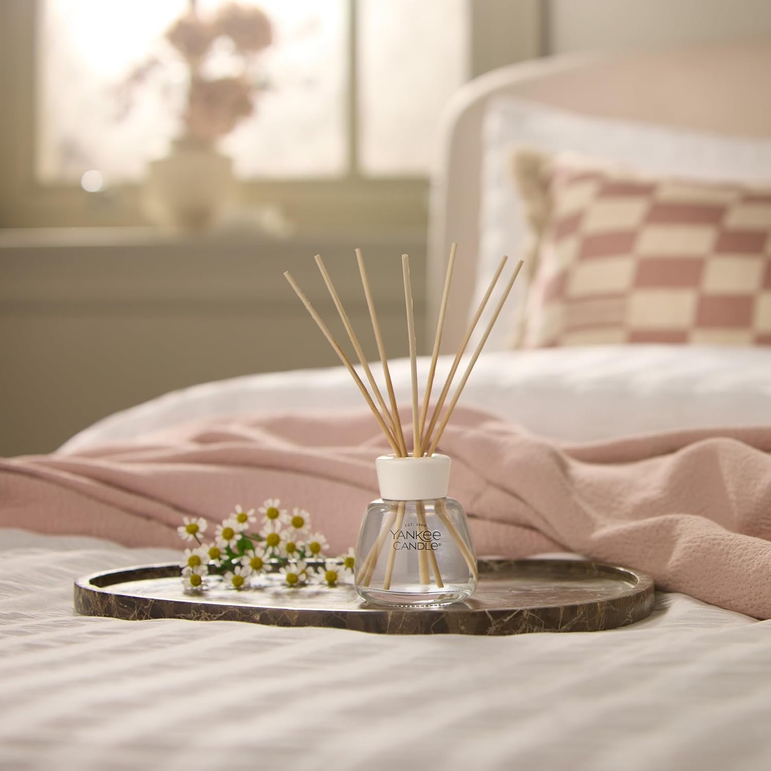 Thumbnail 6 de Yankee Candle Diffuseur à bâtonnets Nuit de Midsummer — parfum durable pour petits à moyens espaces