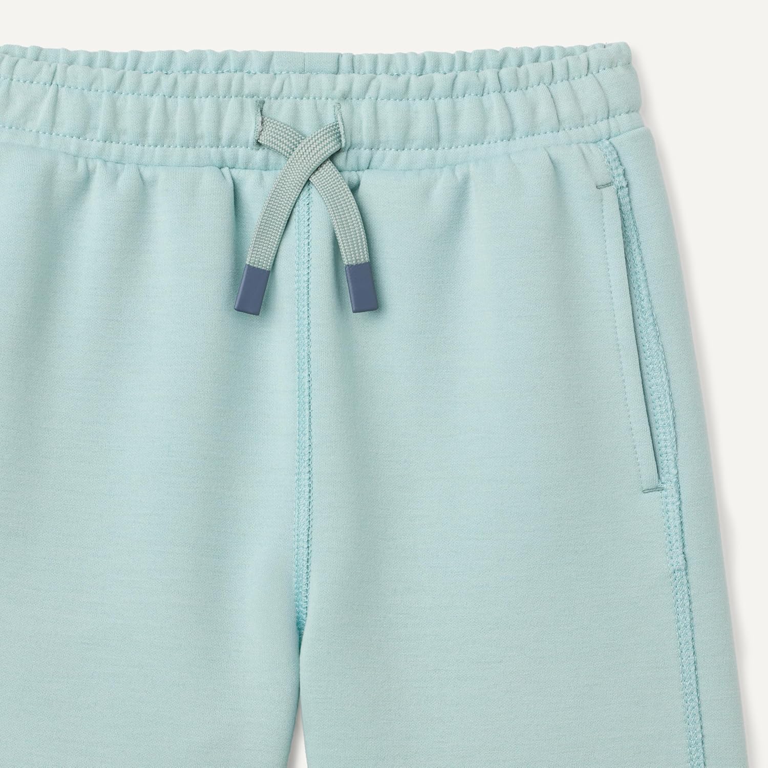 Thumbnail 3 de Amazon Essentials Active Regular-Fit Athletic Shorts for Boys (Drawstring)
