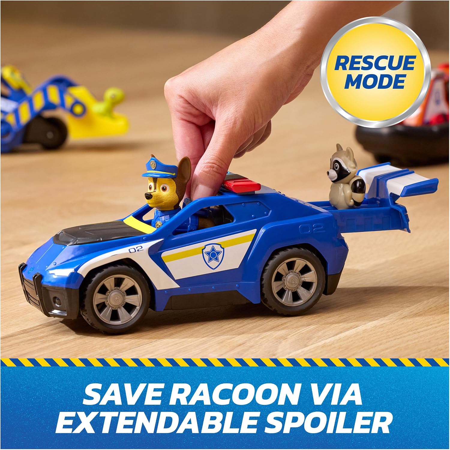 Detalle 2 de Paw Patrol Search & Rescue Chase Rescue Cruiser Vehicle with 2 Figures (Pull-Back Action) – Kids Toy for Ages 3+